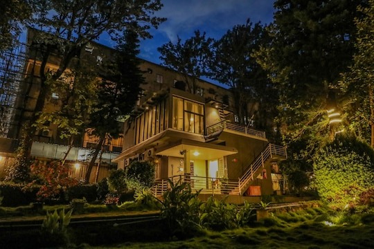 THAVIKA SILVERWOODS RESIDENCE, YELAGIRI